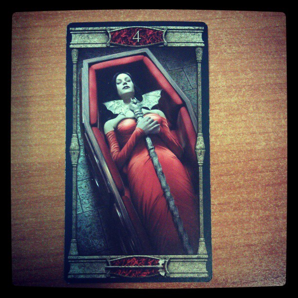 Die Vier der Stäbe. Meine #tageskarte #tarot #esoterik
