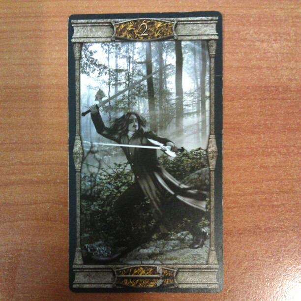 Mein gestriger Tag stand ganz im Zeichen der Zwei der Schwerter #Tarot #Tageskarte #esoterik
