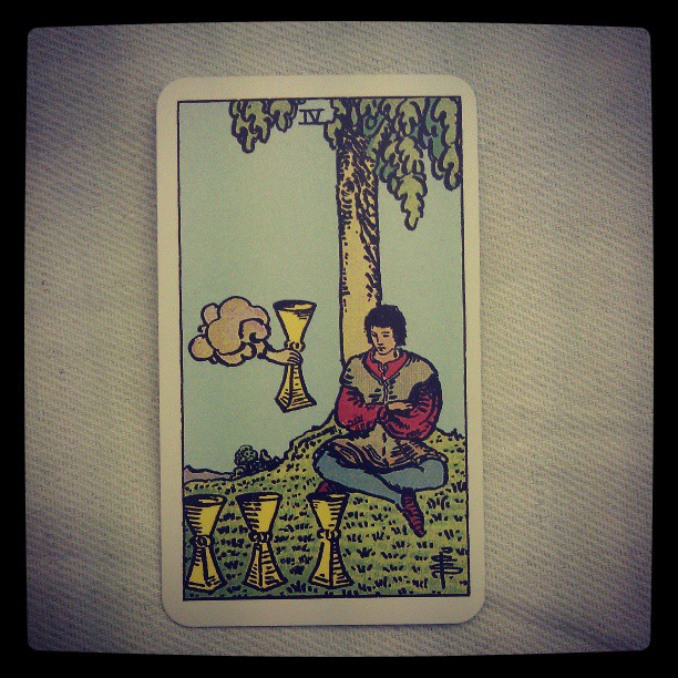 Meine #tageskarte die 4 der Kelche #tarot #esoterik