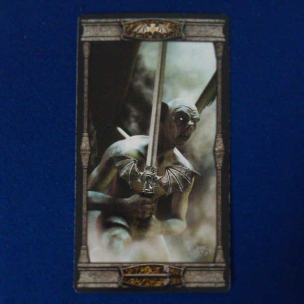 Oh. Meine #tageskarte ist der Bube der Schwerter #tarot #esoterik #spiritualität