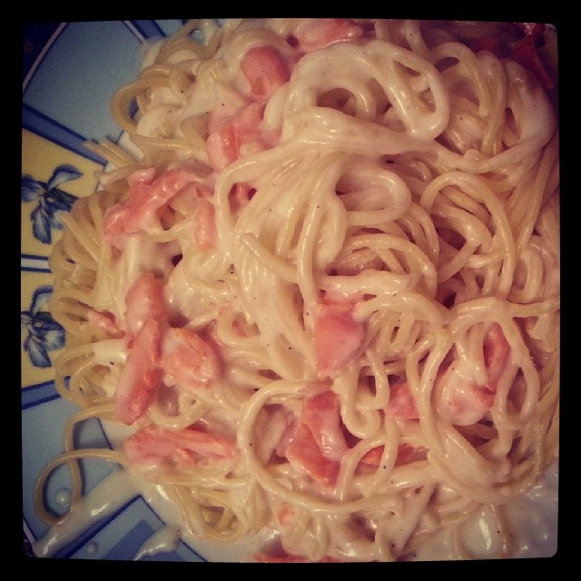 Spagetti mit Lachssoße